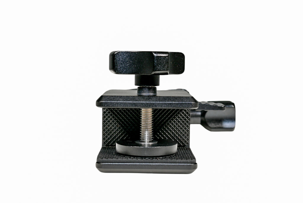 Tricer-RH Window Mount